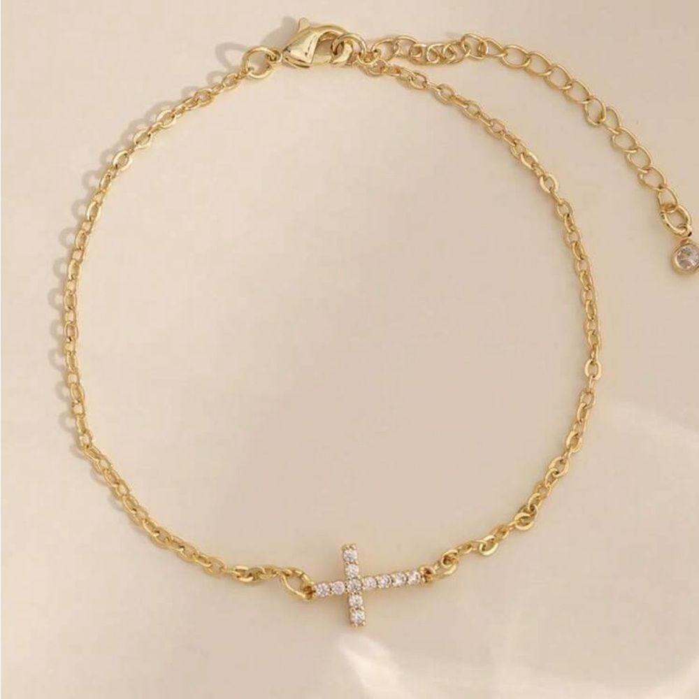 Cross bracelet N745